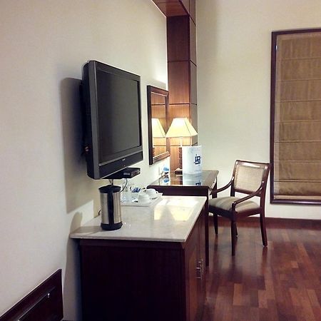 Hotel The Ocean Pearl Retreat Nuova Delhi Esterno foto