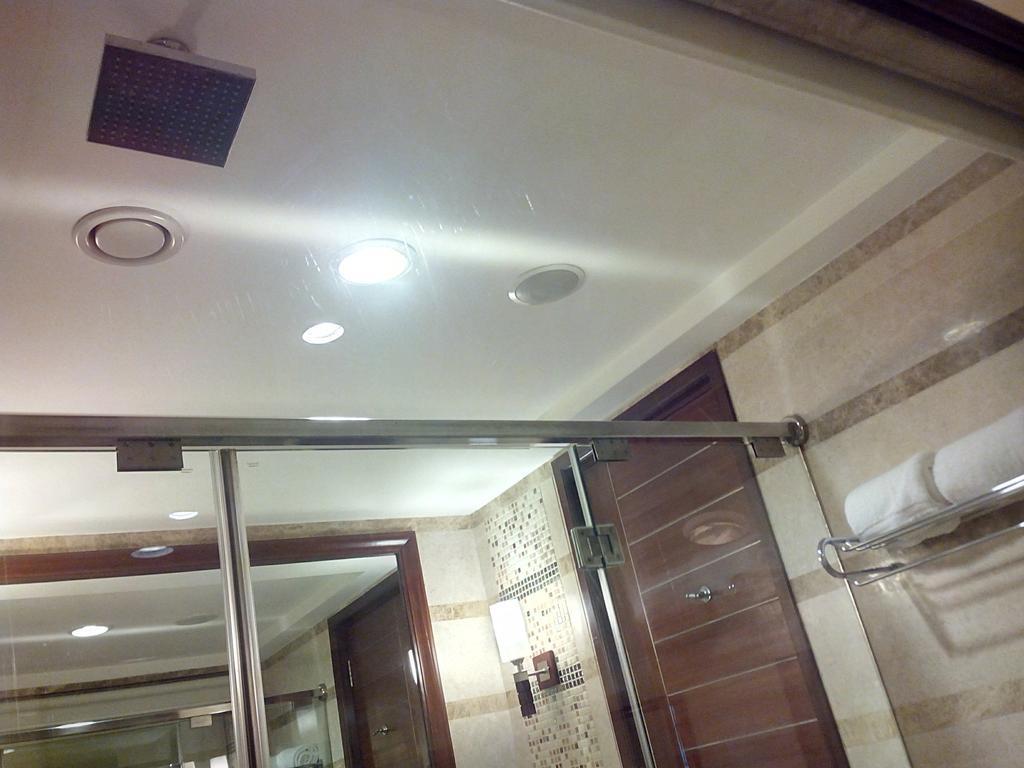 Hotel The Ocean Pearl Retreat Nuova Delhi Esterno foto